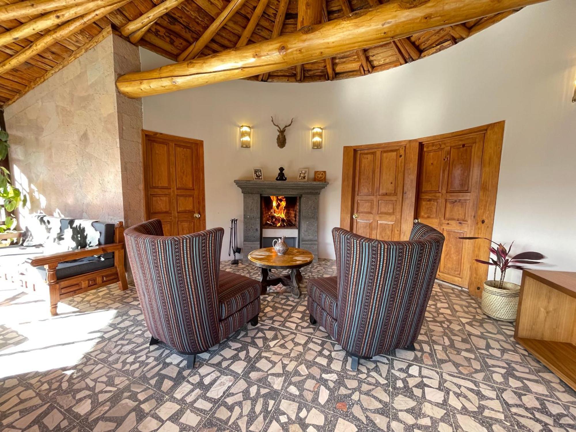 Cabanas Real Victoria Tlalpujahua de Rayón Extérieur photo